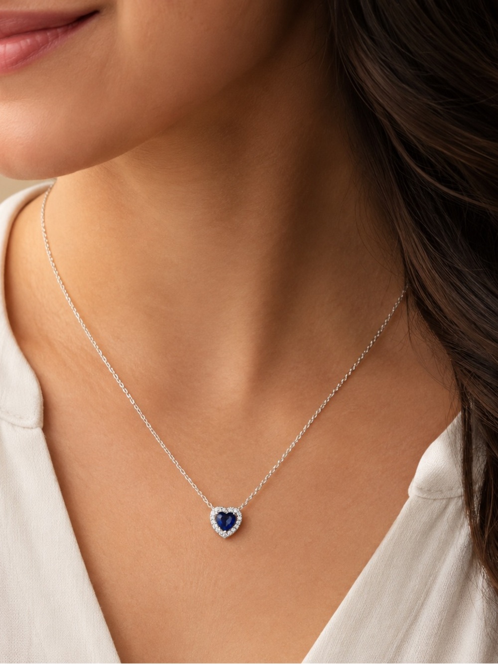 S925 Elegant Silver Necklace with Heart Pendant 925